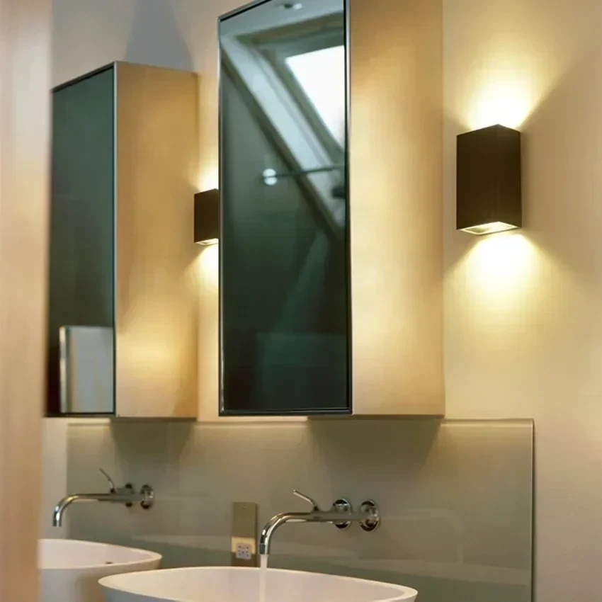 APLIQUE PARED RECTANGULAR NEGRO 4W PC IP65 3000K 3
