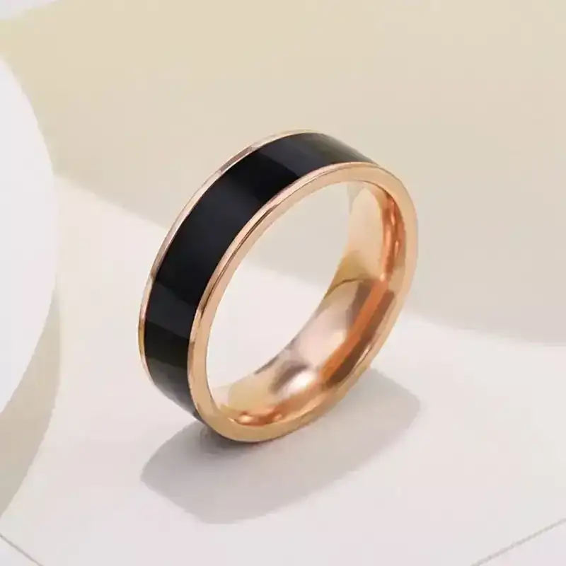 Anillo Uzayna Negro REF: F10 3
