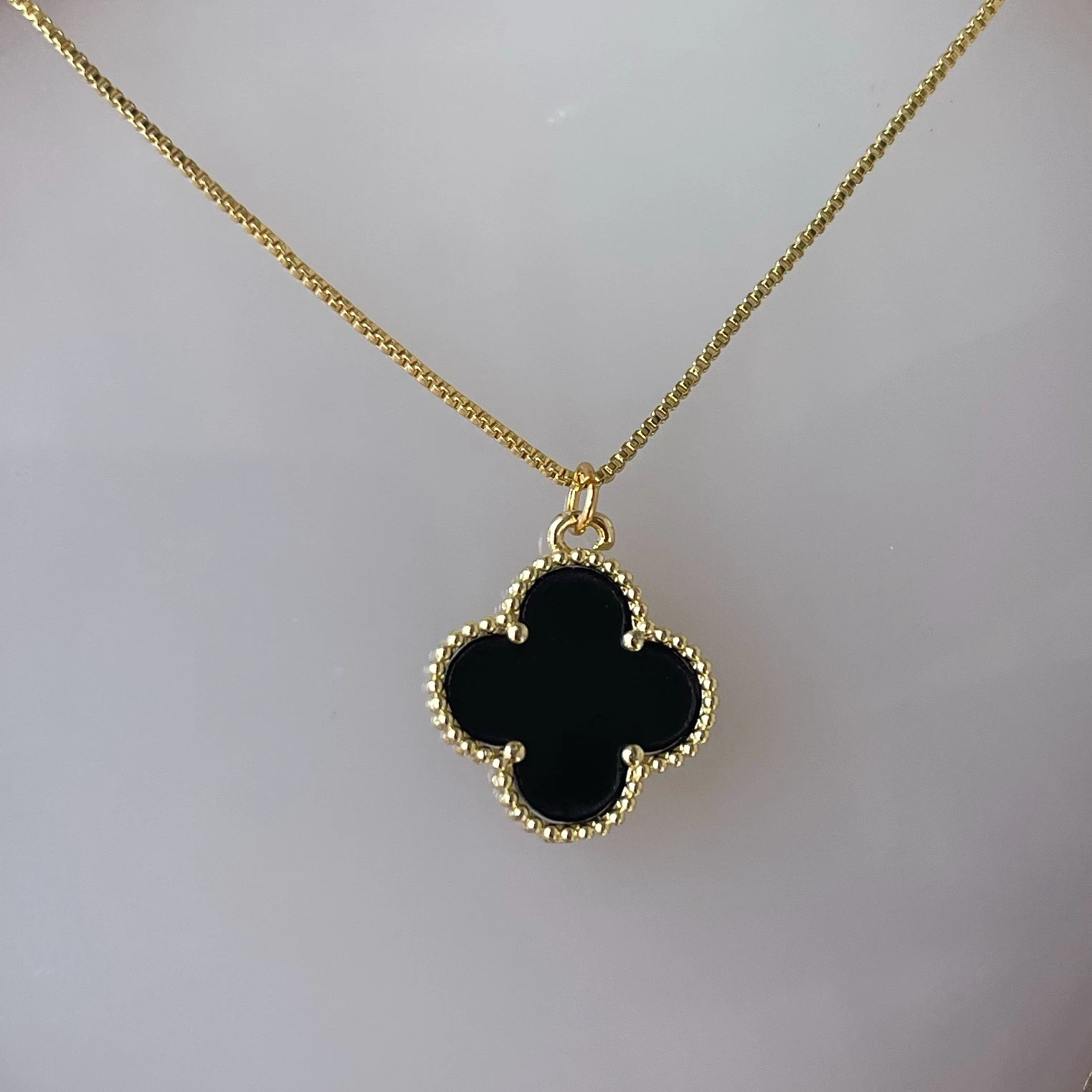 CADENA TREBOL NEGRA 2