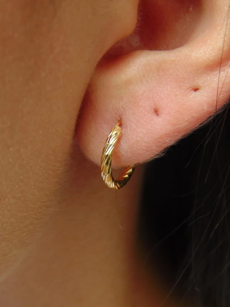 CANDONGA ORO LAMINADO 18K DELGADA MELOCHA 1.3CM | 1MM