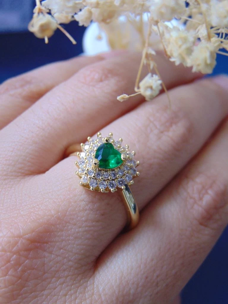 ANILLO ACERO DOR CORAZON VERDE MICROCIRCONES BLANCO