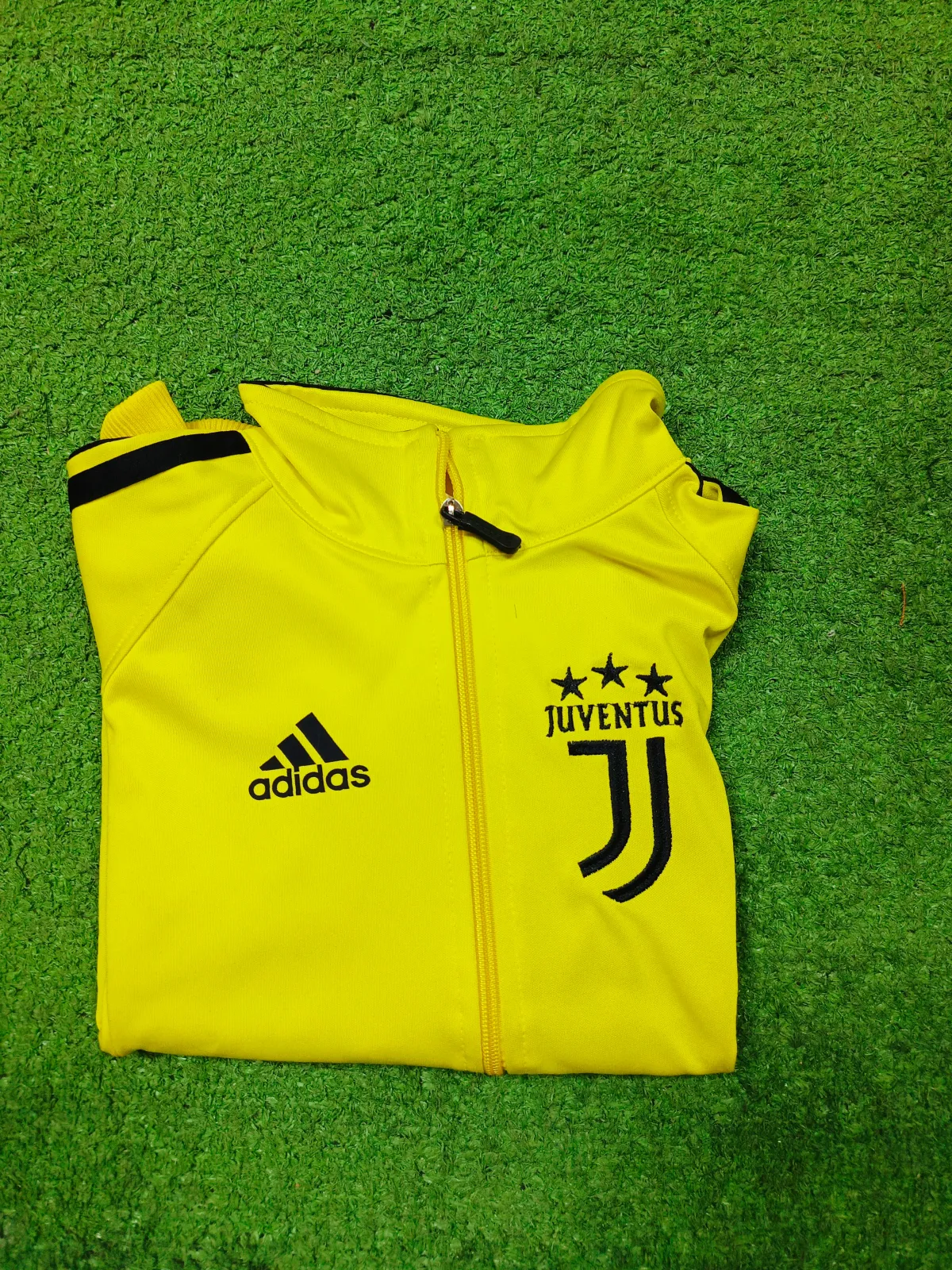 Conjunto Juventus niño  4