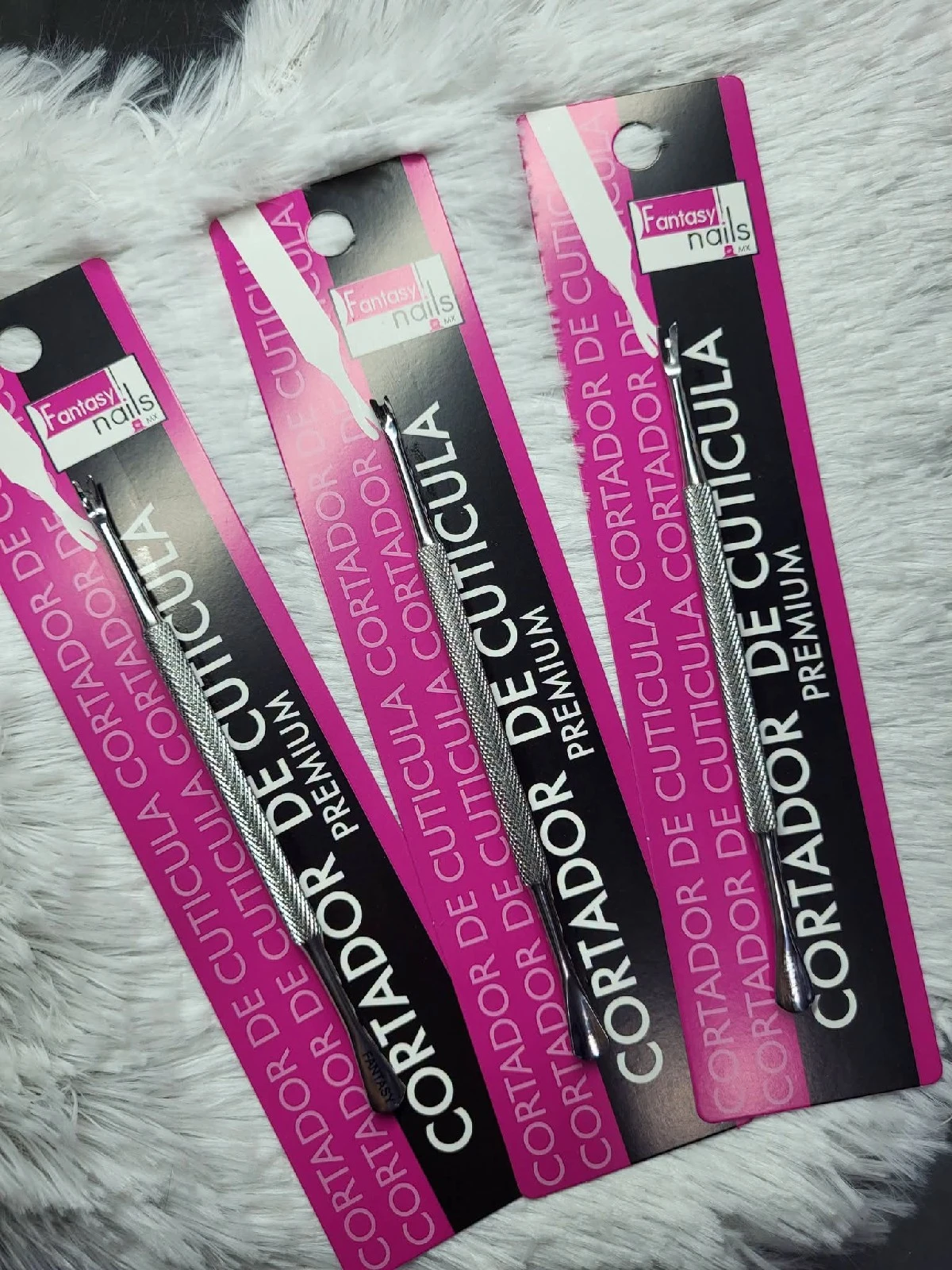 CORTADOR DE CUTÍCULA PREMIUM FANTASY NAILS 