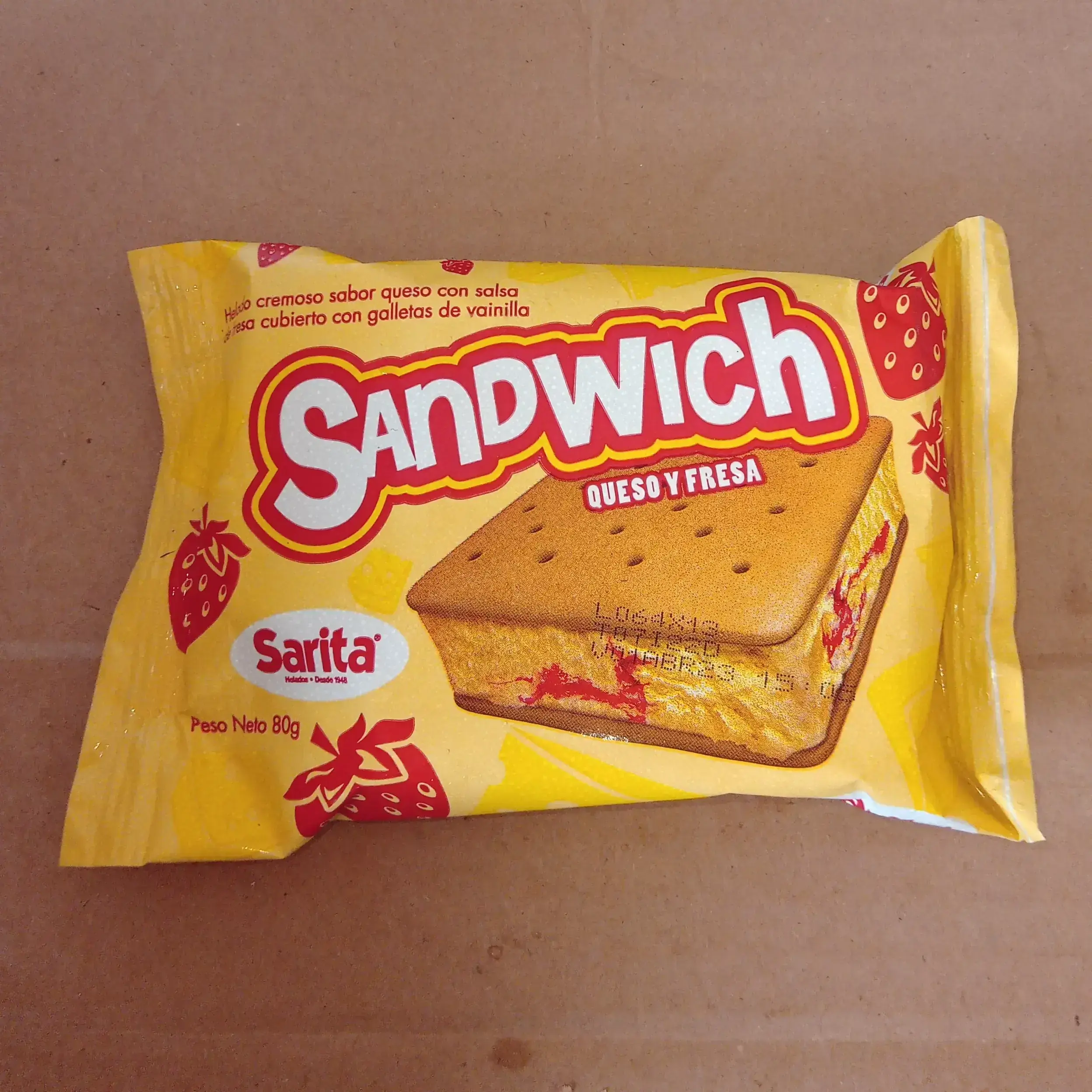 Sandwich queso y fresa 80 g