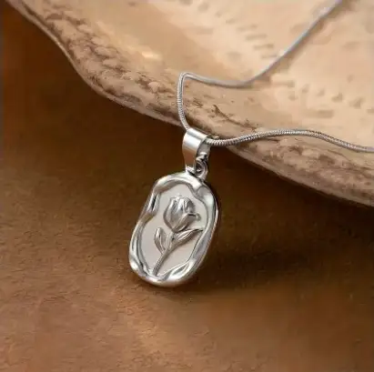 COLLAR BRISA