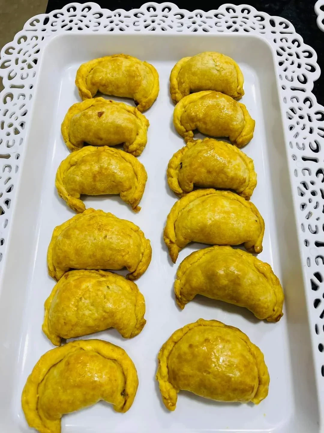 Empanada de carne al horno