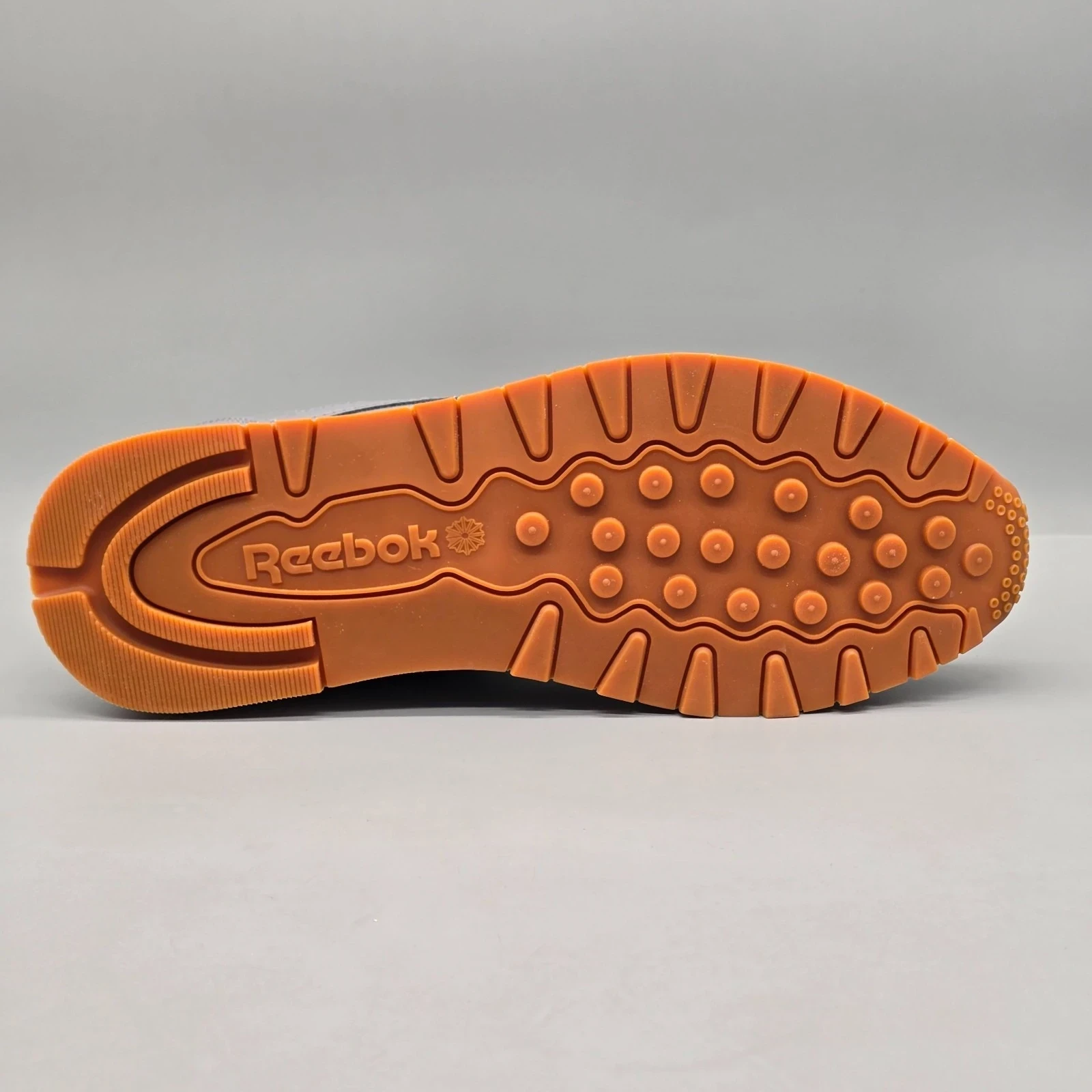TENIS REEBOK CLASSIC LEATHER  6