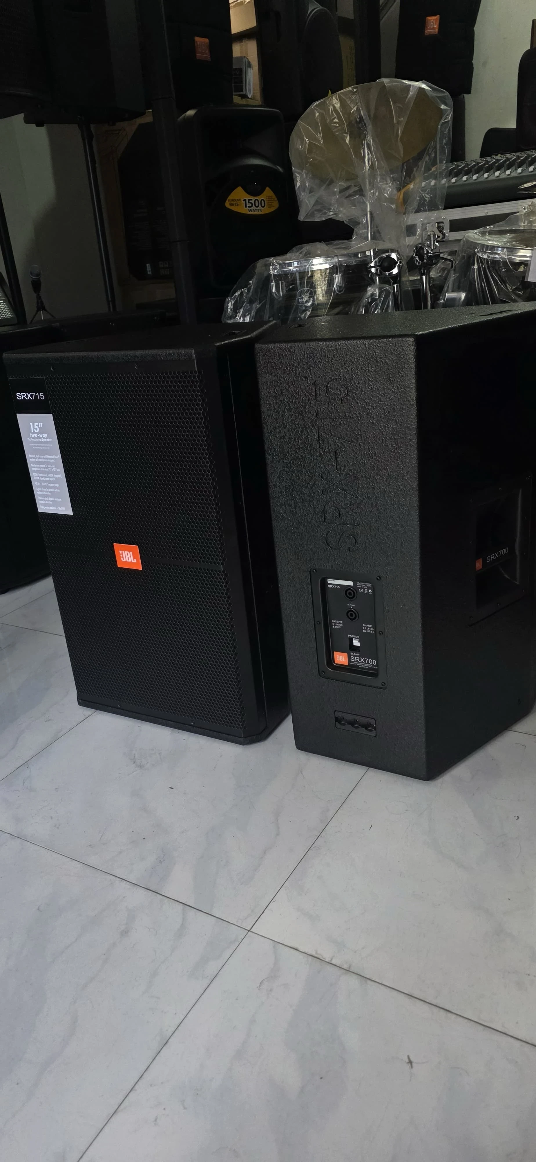 JBL SRX715 PASIVOS  3