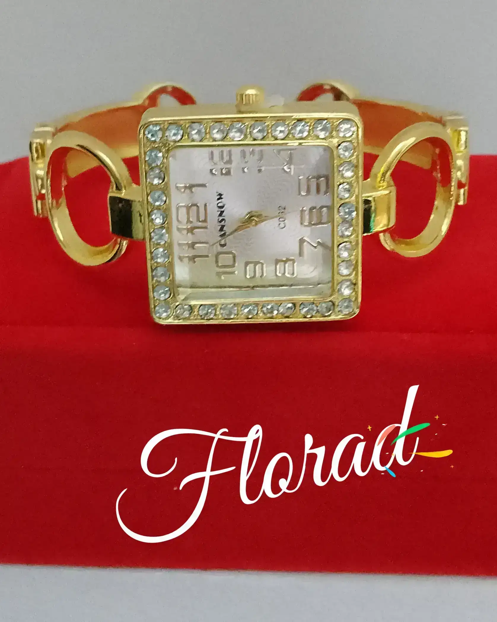 Brazalete de aros reloj cuadrado