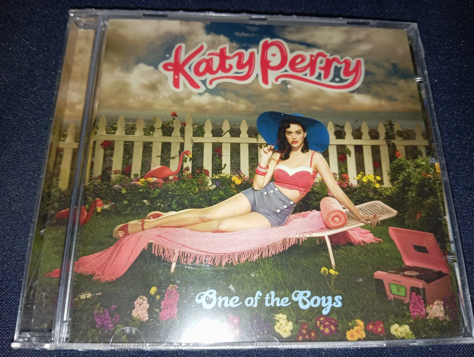 Katy Perry - One Of The Boys (BONUS TRACK)(EU.)