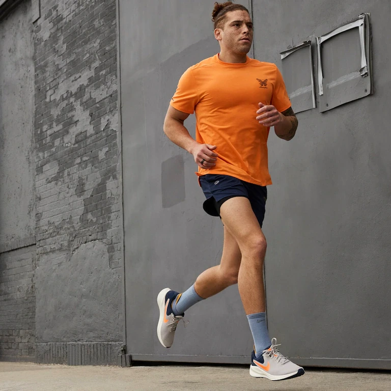 NIKE REVOLUTION 7  9