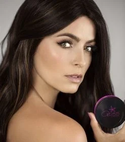 criss polvo compacto by tono fucsia