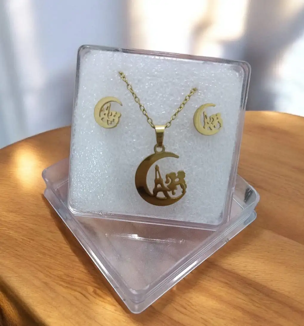 JUEGO DE COLLAR Y ARETES DE PAREJITA EN PARIS