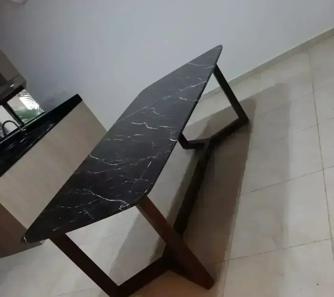 Mesa Esmeralda 2.10 x 1.20 Madera