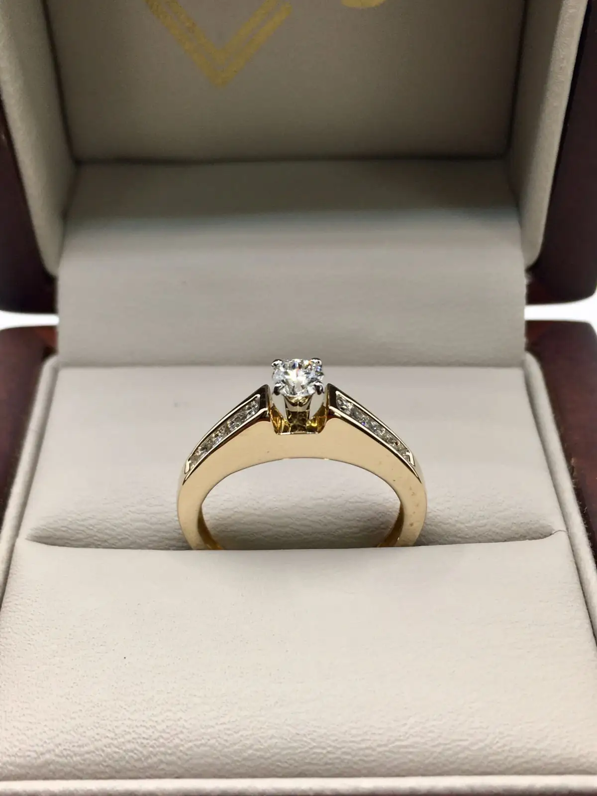 Anillo roma con laterales  2