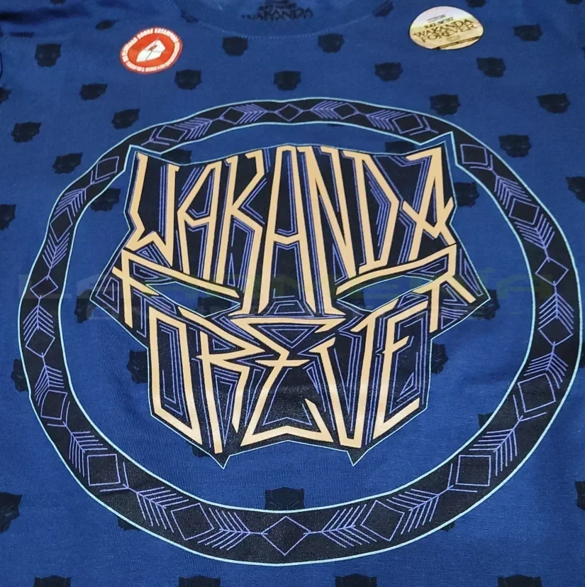 Black Panther (S-M-L-XL) 2