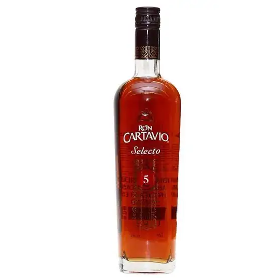 20061865 Ron CARTAVIO Selecto 5 años Botella 750ml