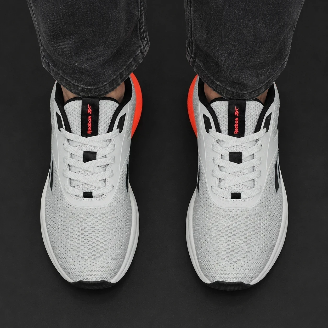 ZAPATILLAS REEBOK RELORA 3