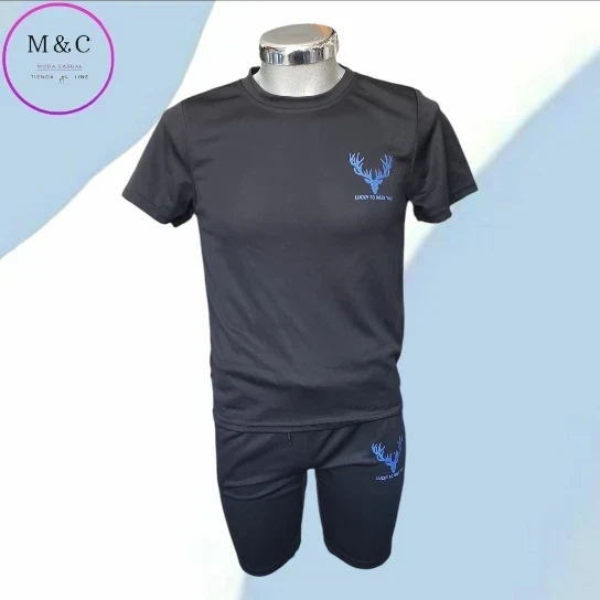 Conjunto juvenil deportivo