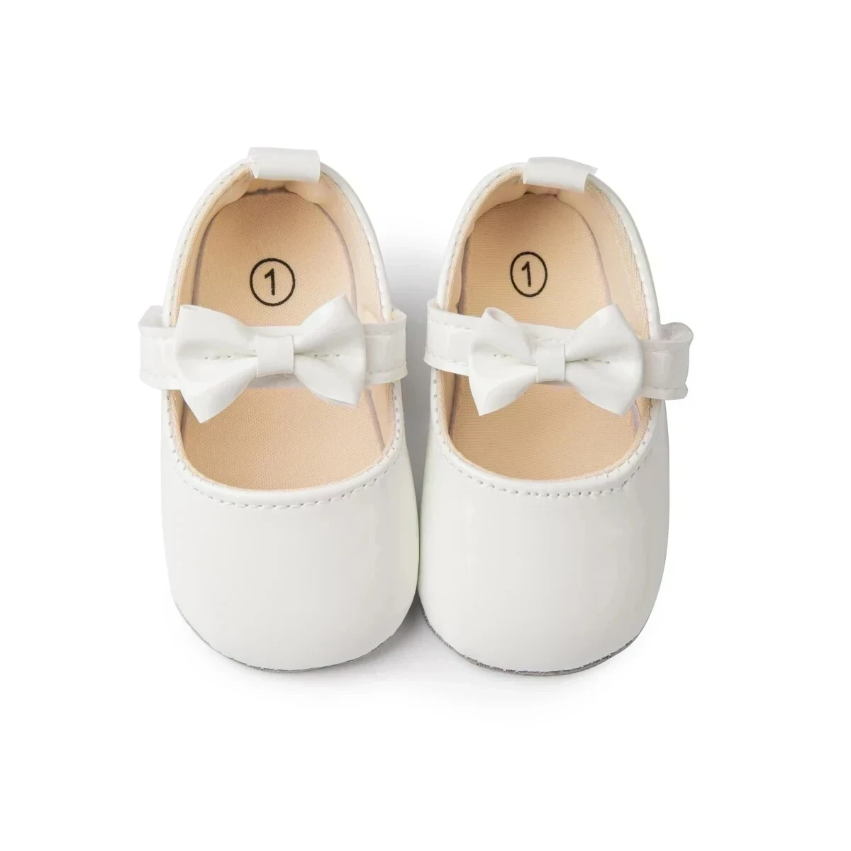 ZAPATITOS BLANCOS LAZOS 6