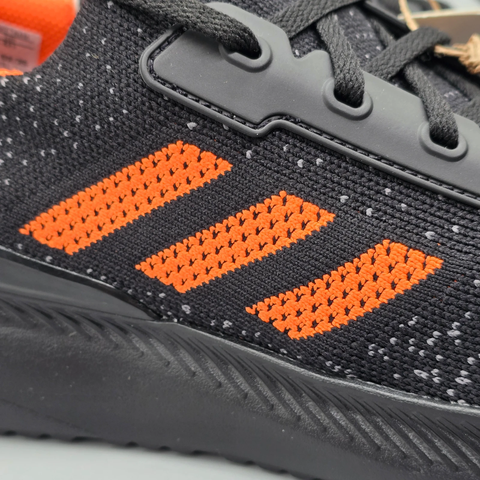 ADIDAS ULTRA ENERGY  4