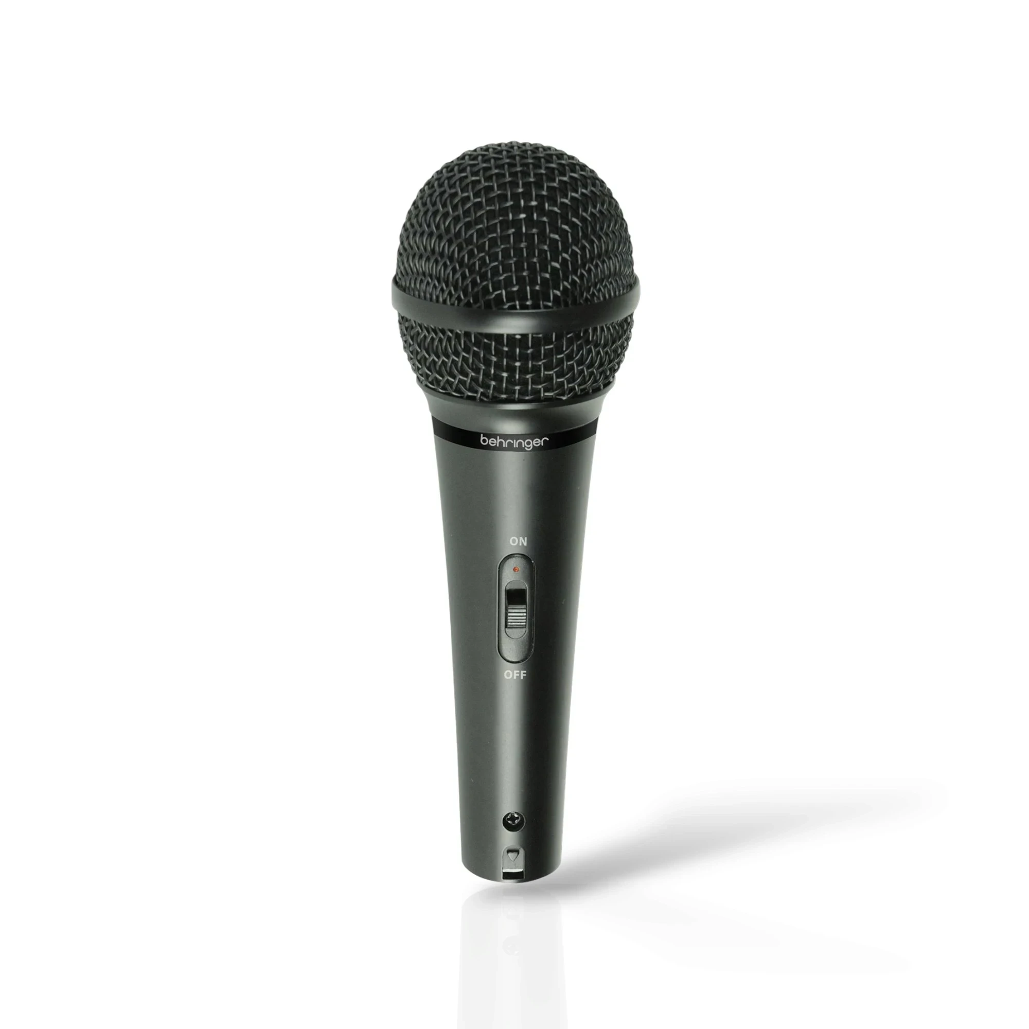 XM1800S BEHRINGER 2