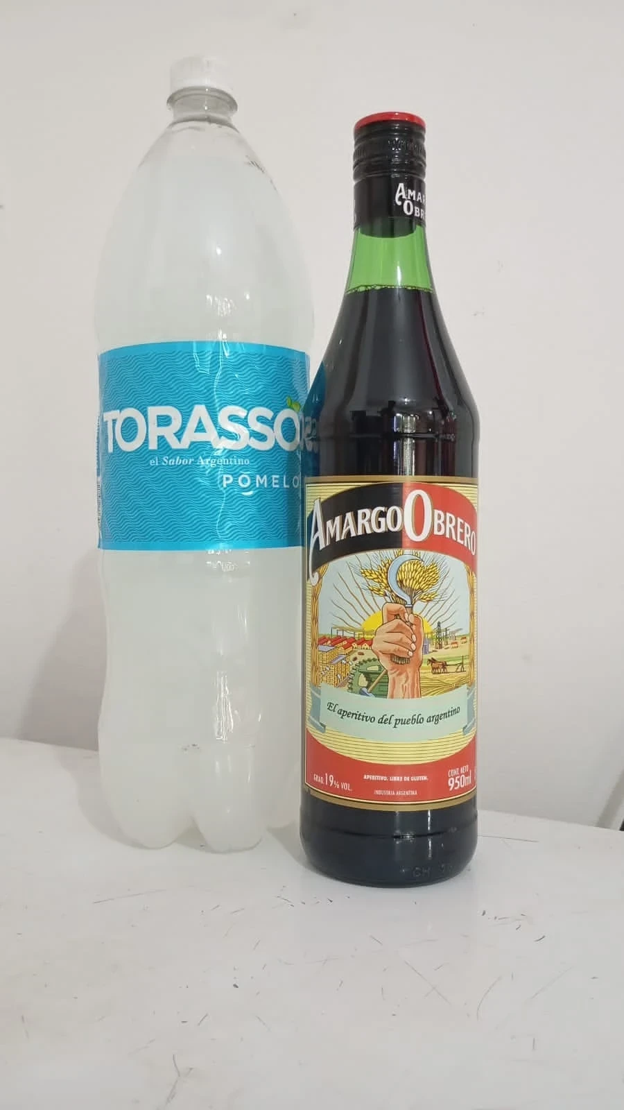 Amargo obrero + gaseosa de pomelo 