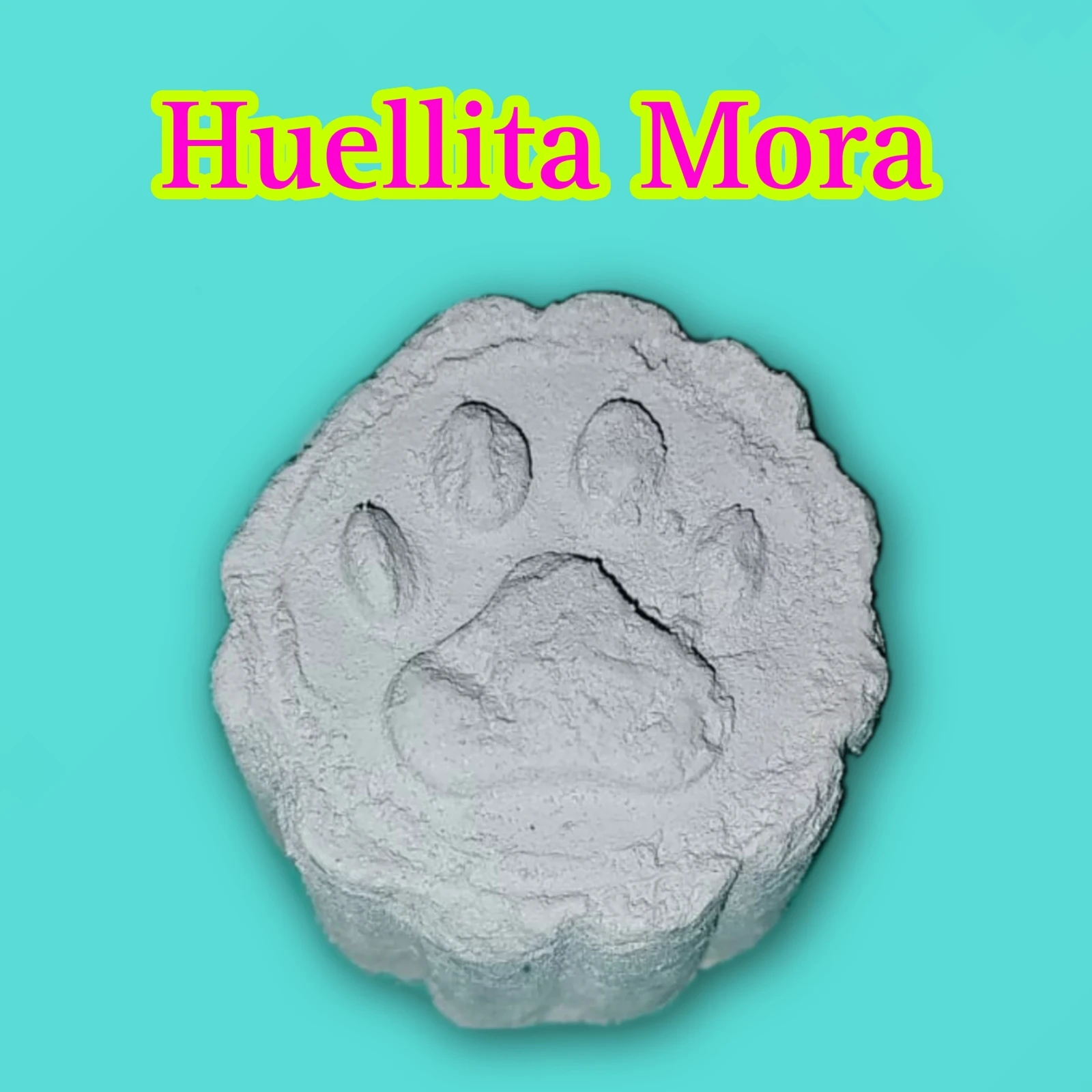 Huellita Mora