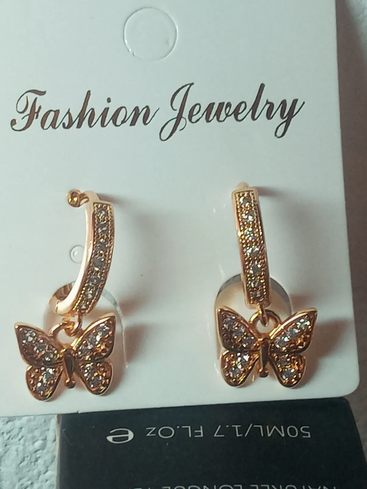 Aretes de mariposa