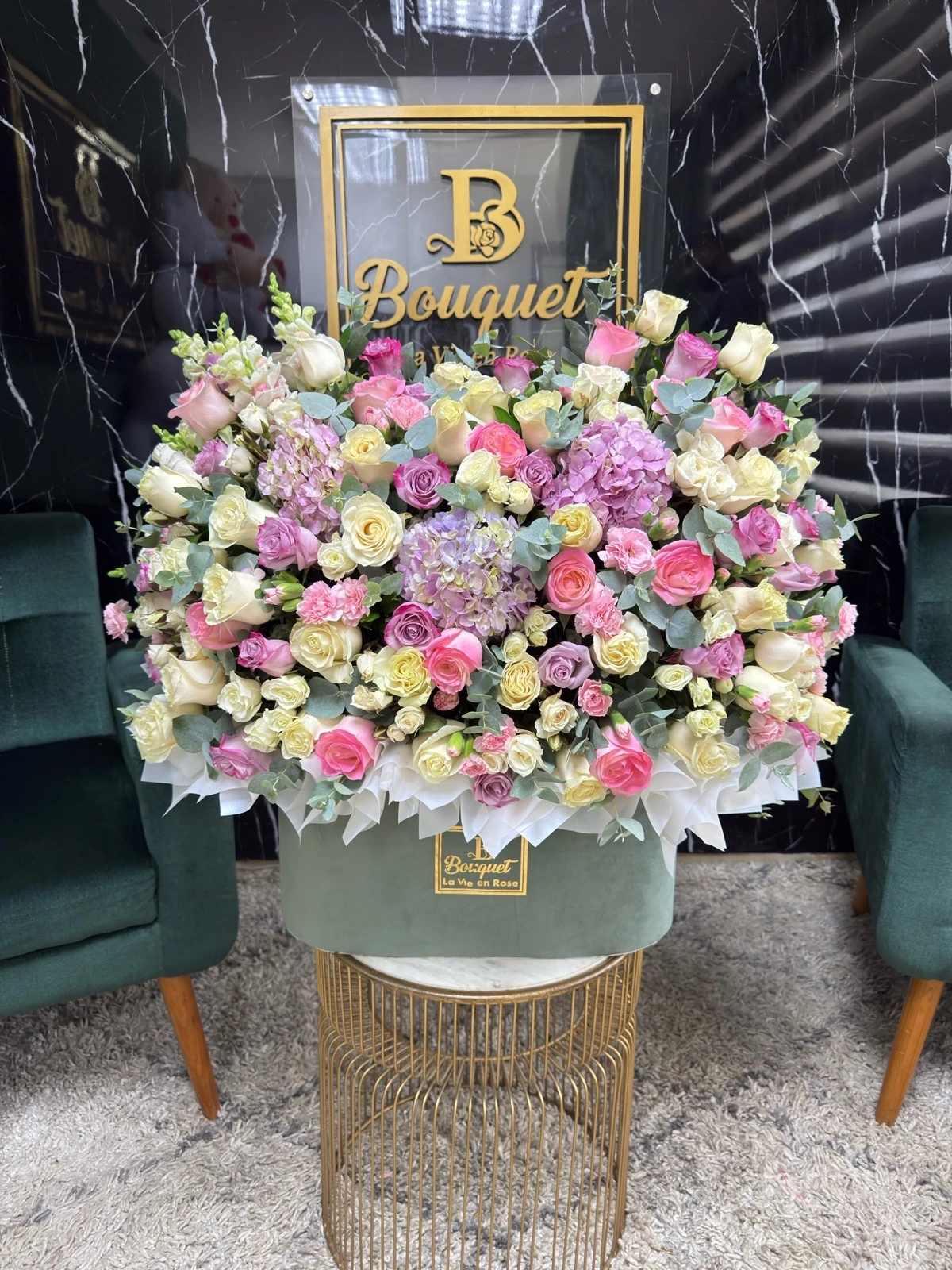 Aurora Floral