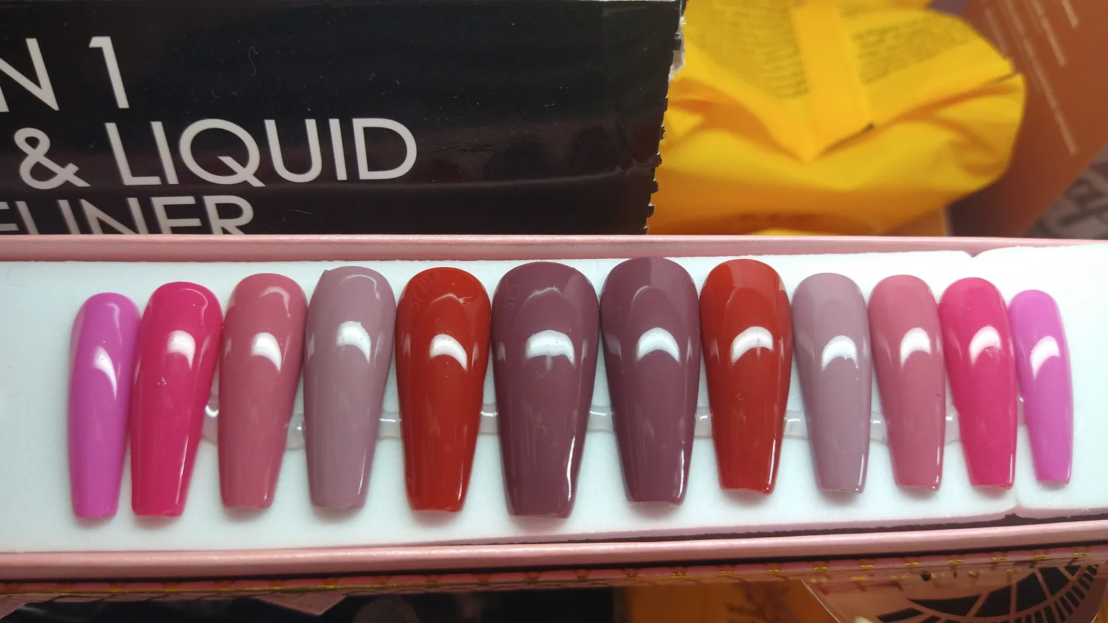 Uñas largas colores