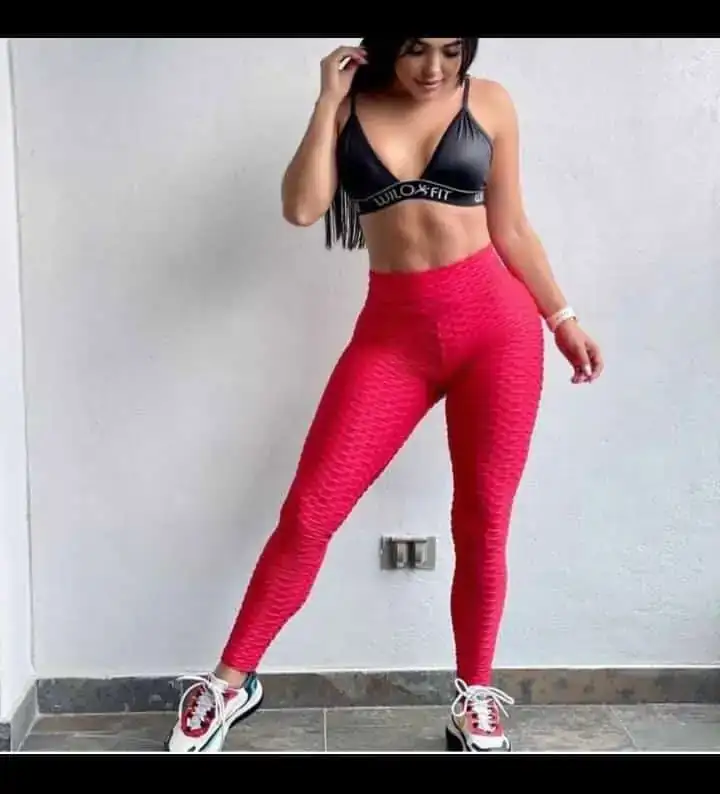 Hermosos Leggis  levanta cola PUSH UP 4