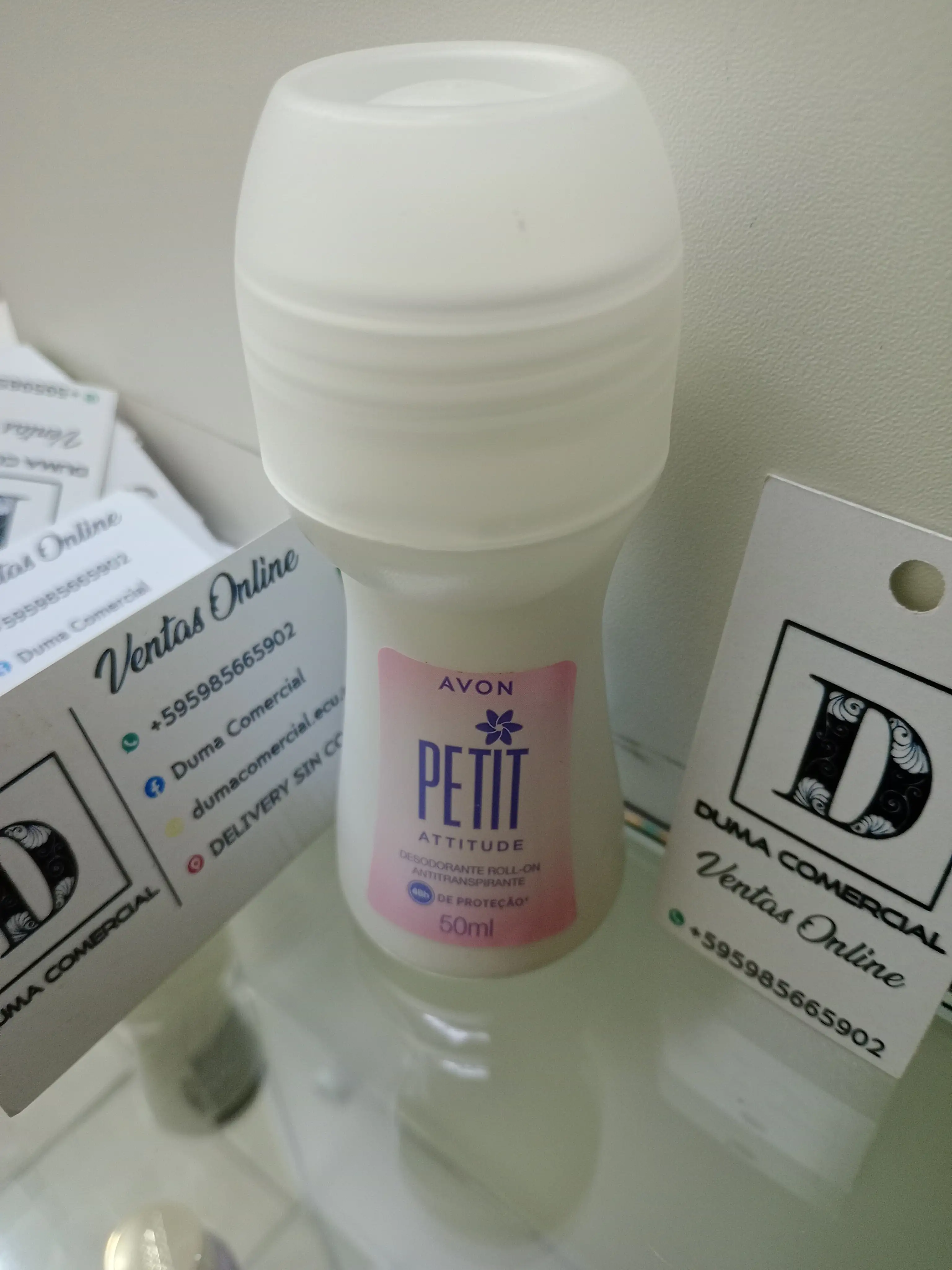 Avon Petit 