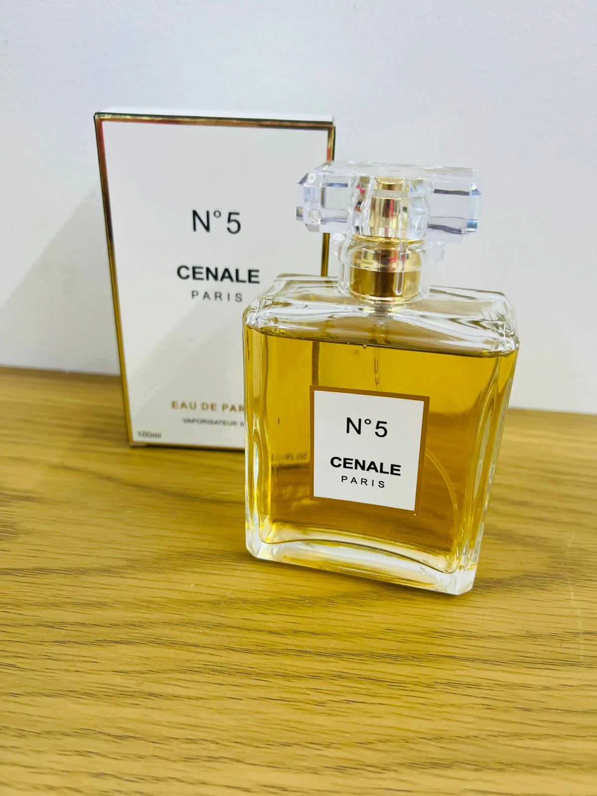 Perfume dama no5. 2