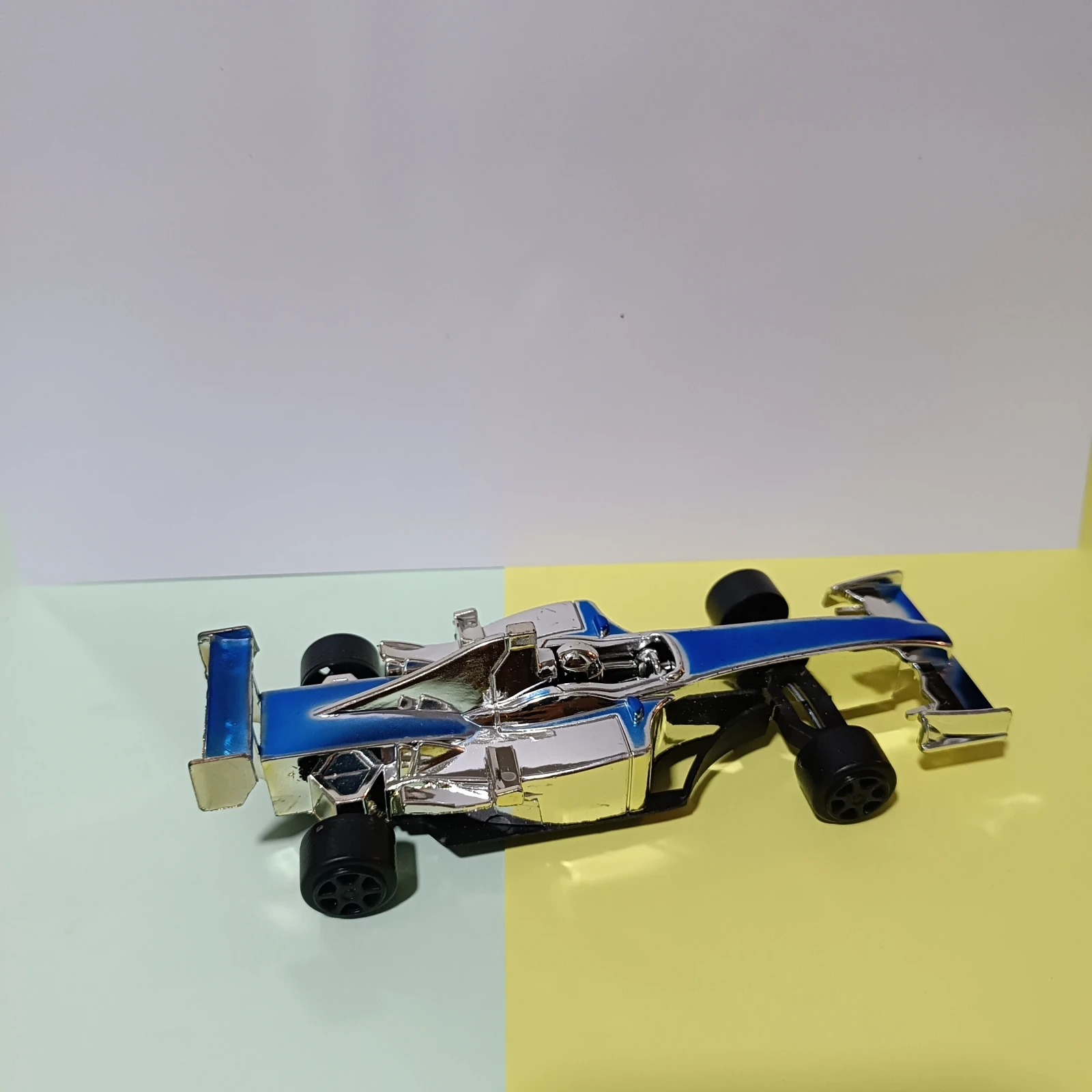 CARRO FORMULA 1