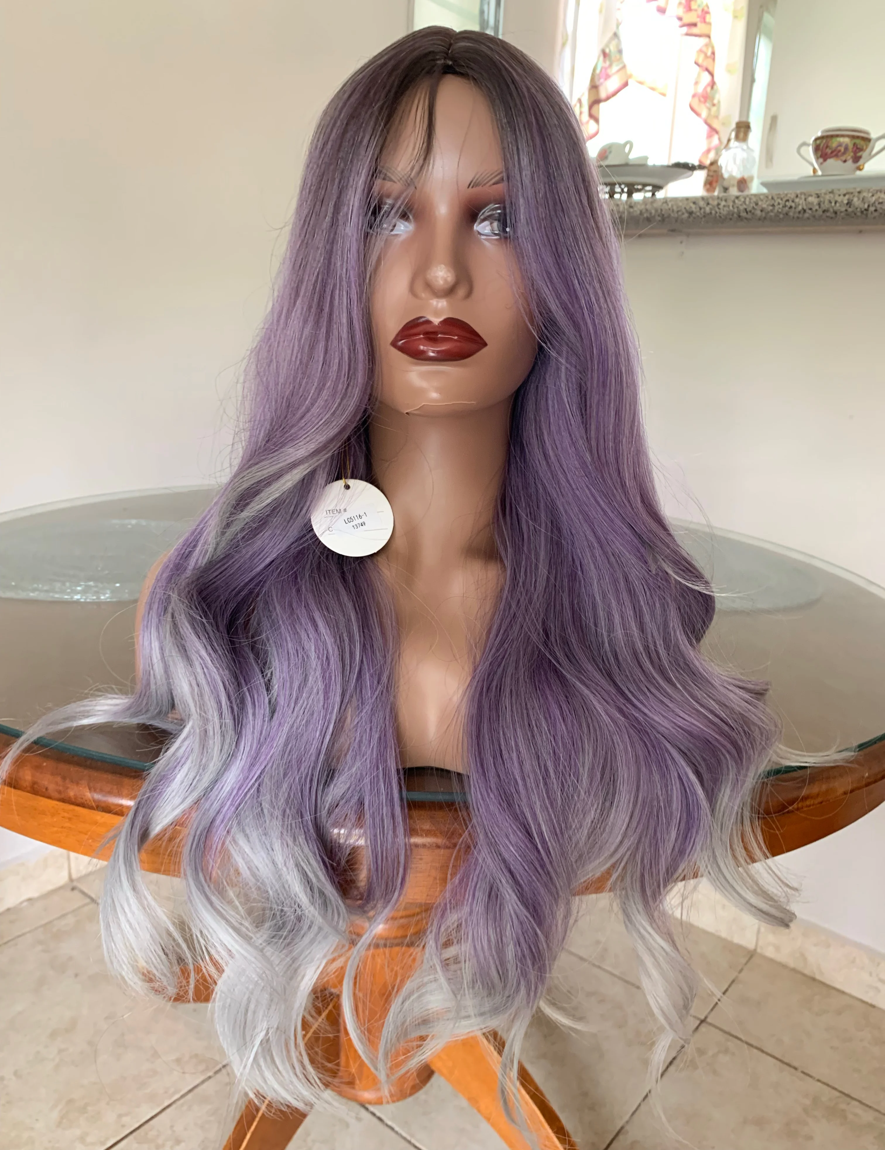 Peluca fantasia morada con gris  3