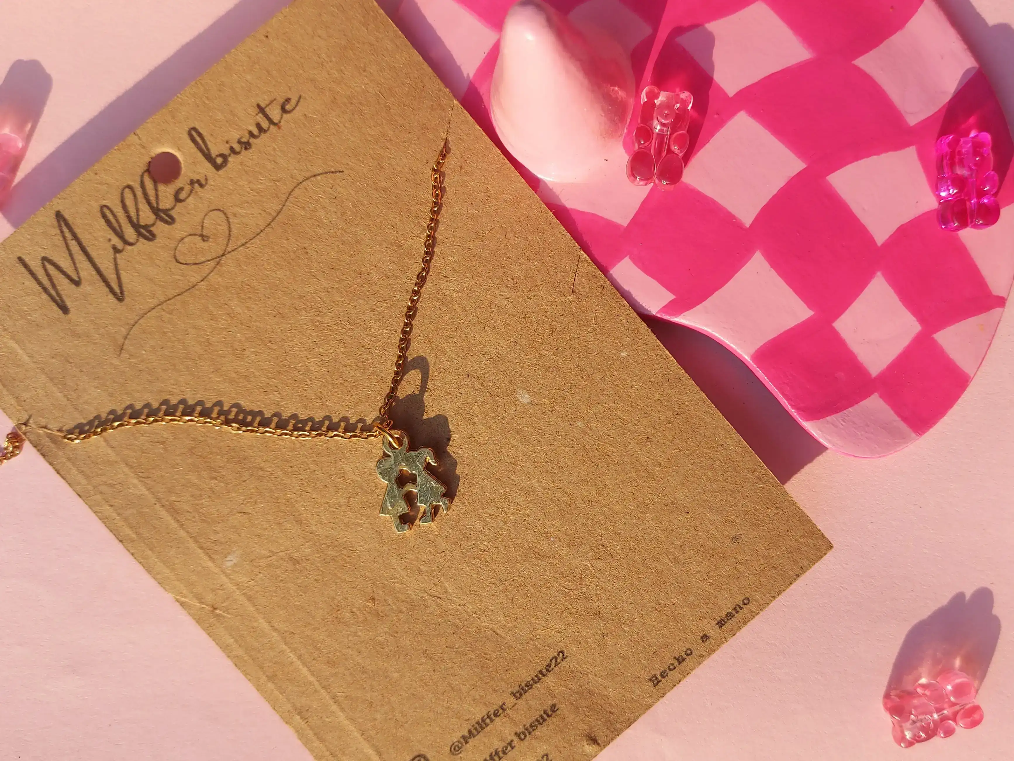 Cadena con dije de pareja  2