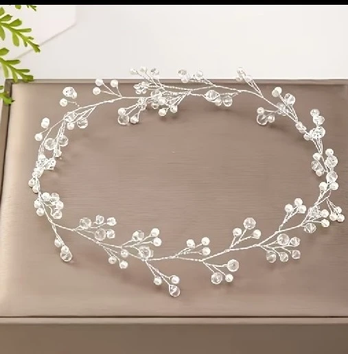 TIARA DE PERLAS Y ZIRCON 3