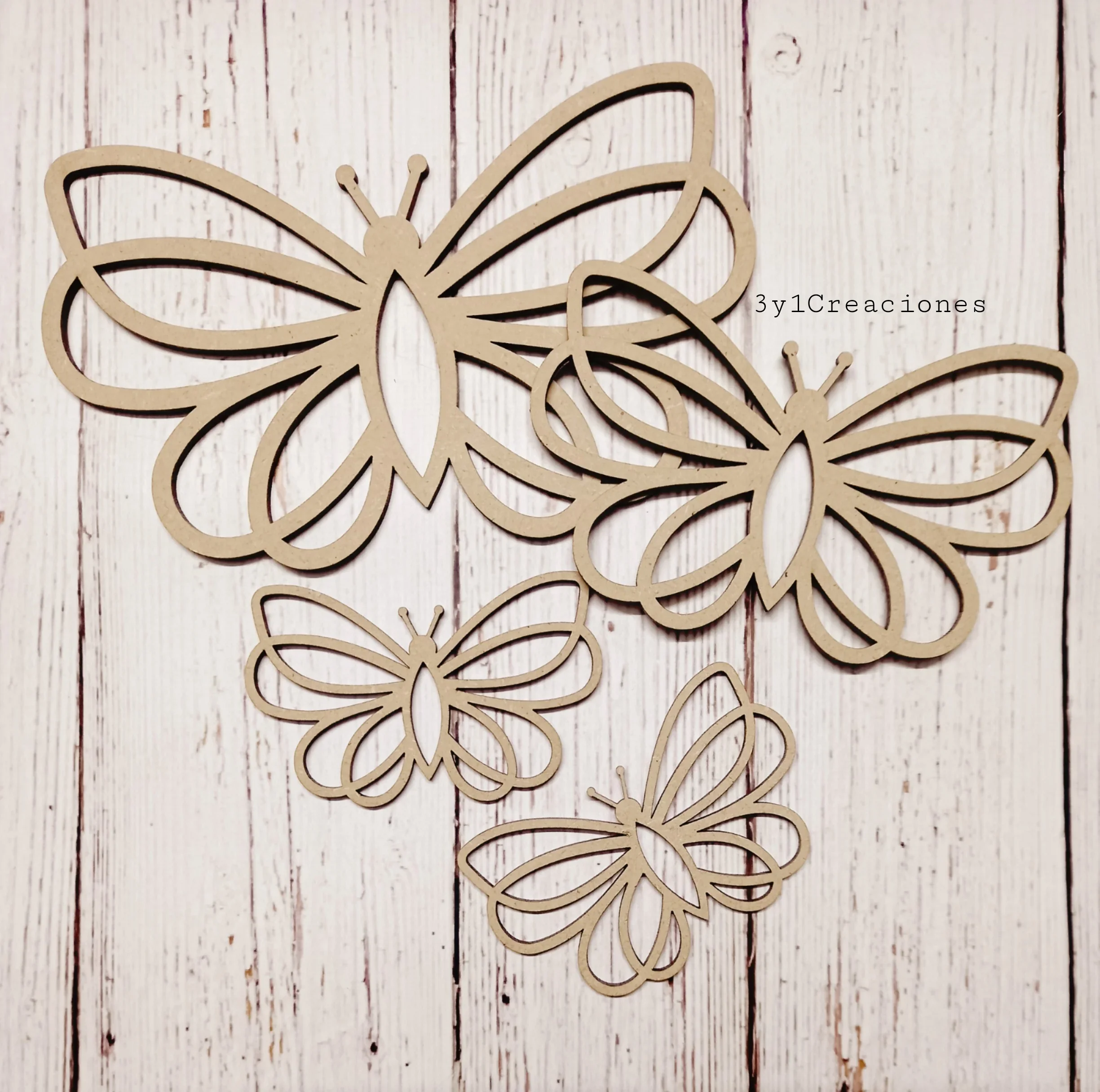 FIGURA MARIPOSA BOHO 13 CM LARGO