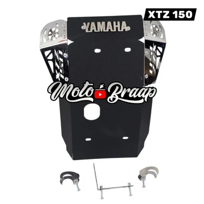 AC XTZ 150 PECHERA PROTECTOR MOTOR XTZ 150 3D NEGRO CON ALETAS Y LOGO CROMO URUS PR1283-10