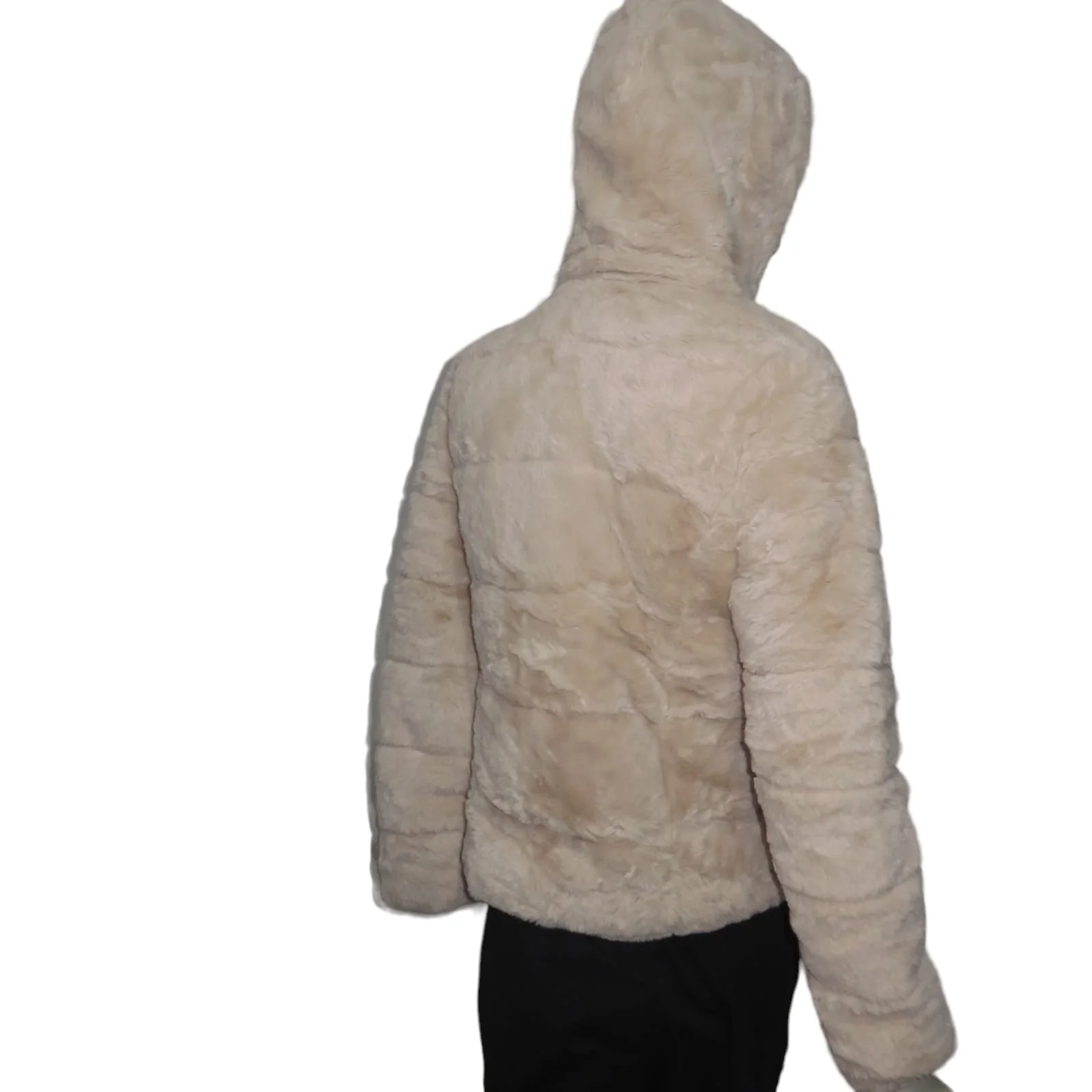 Chamarra beige de pelo 3