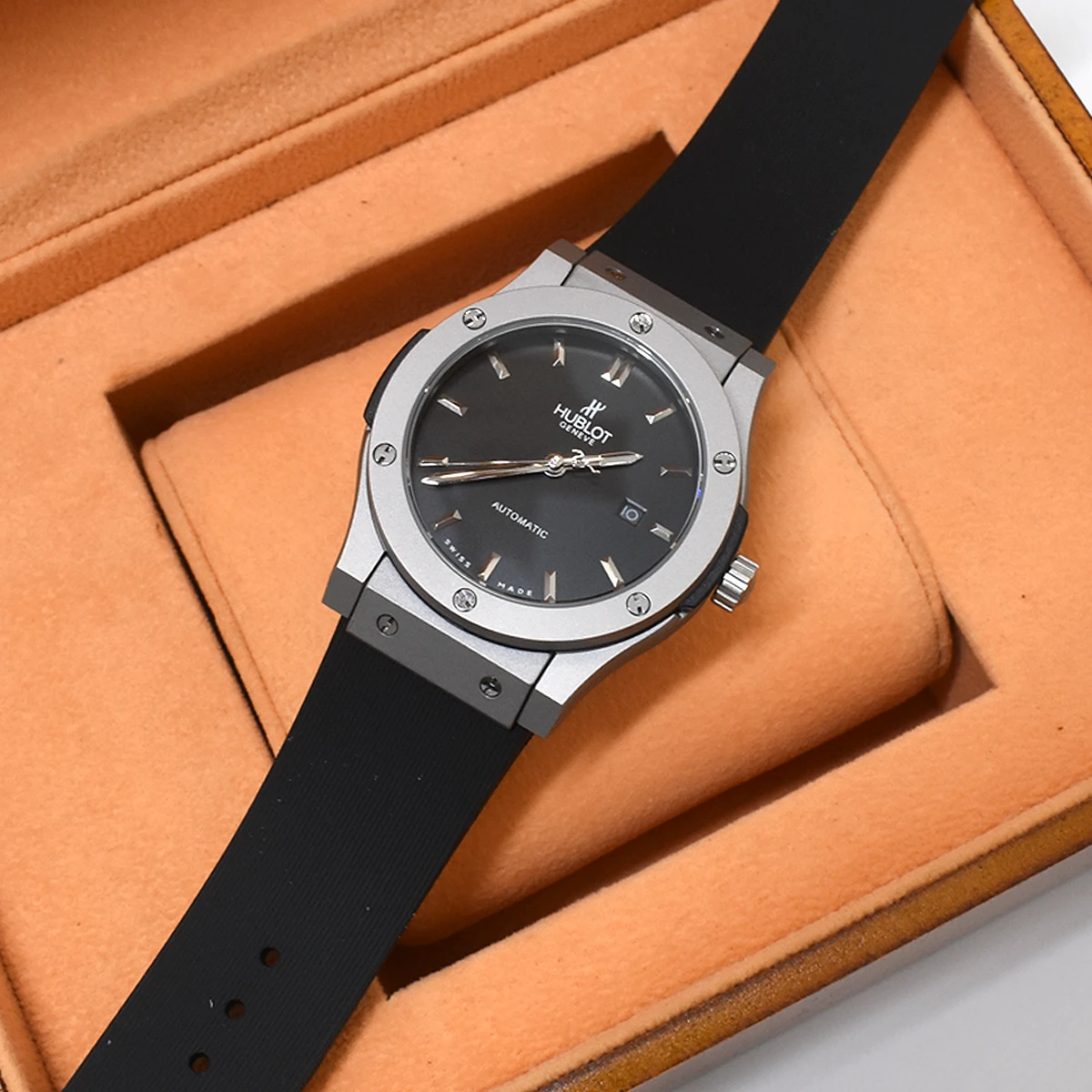 Hublot Classic Fusion  2