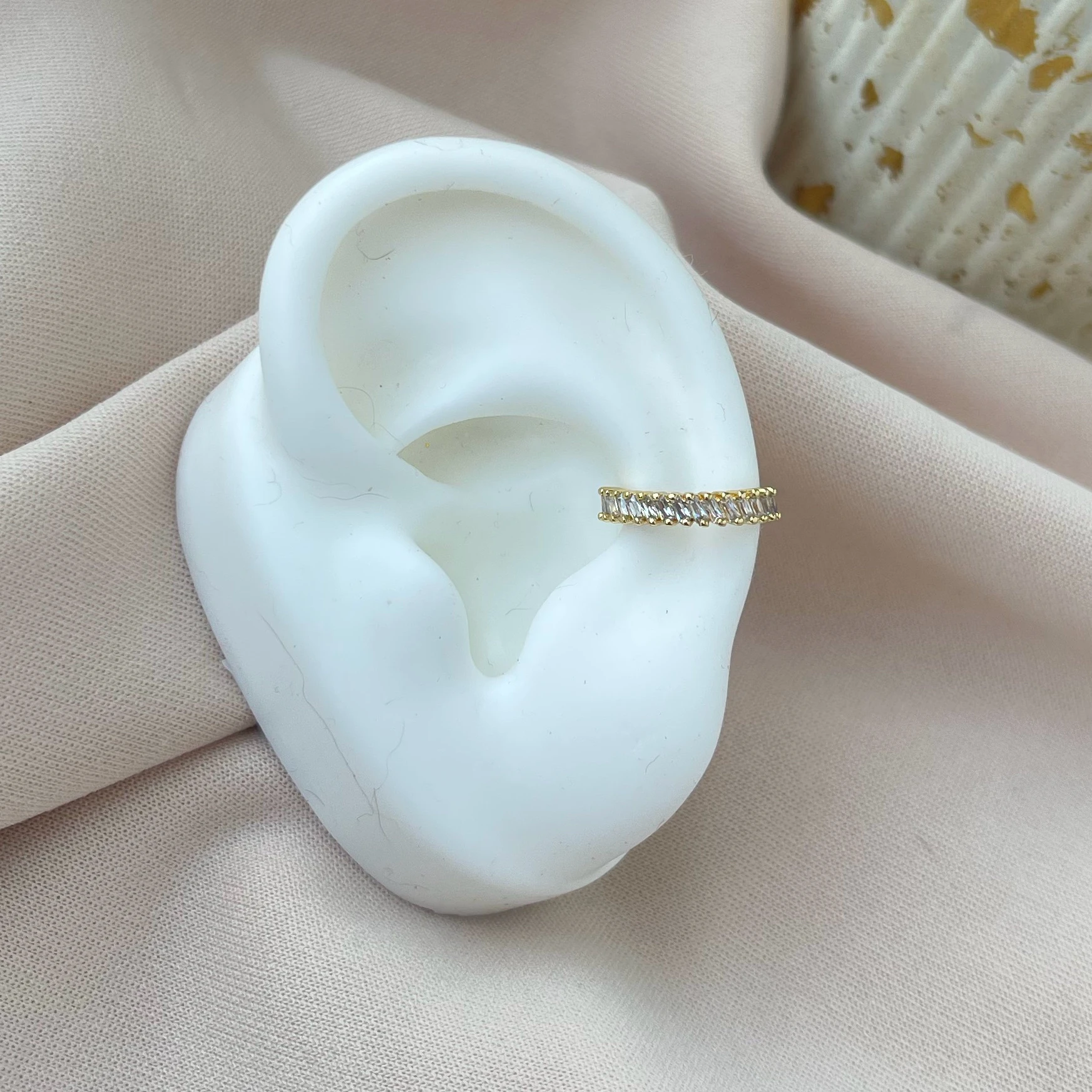 Earcuff Aria