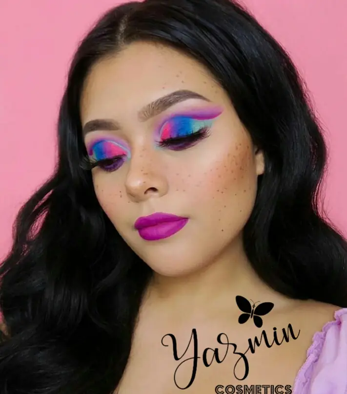 PALETA CON 9 POMADAS DE LABIALES 3
