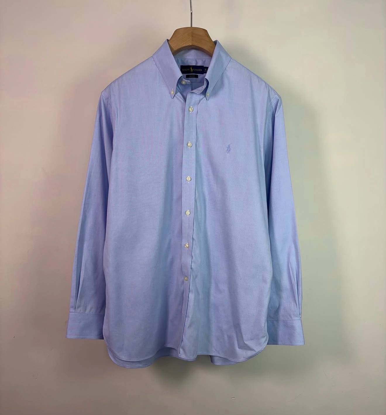 Camisa PoloRalphLauren “Non-Iron” Celeste logo tonal 