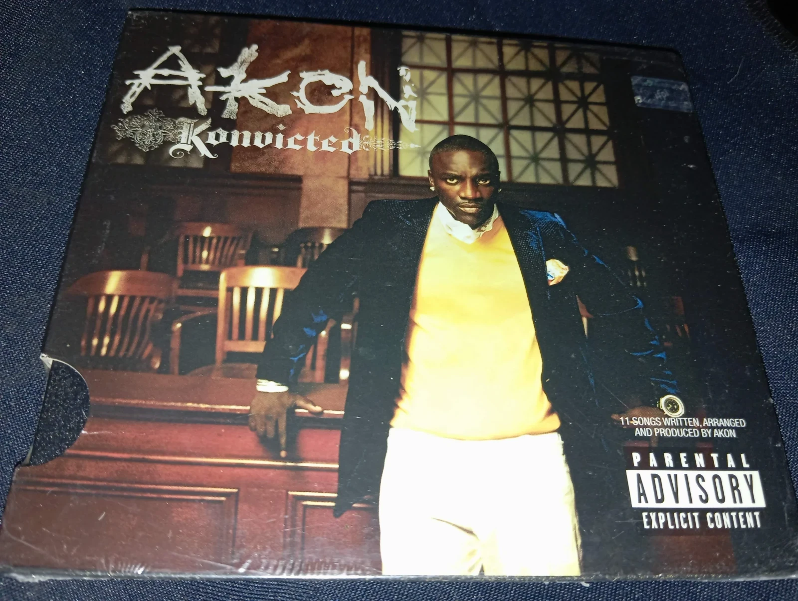 Akon - Konvicted (ARGENTINA)