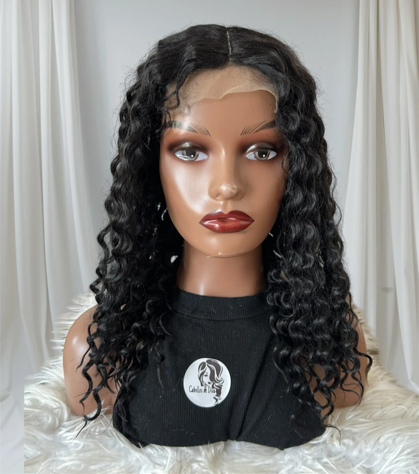 Peluca  rizada de 18” sin pegamento con encaje frontal  en T 