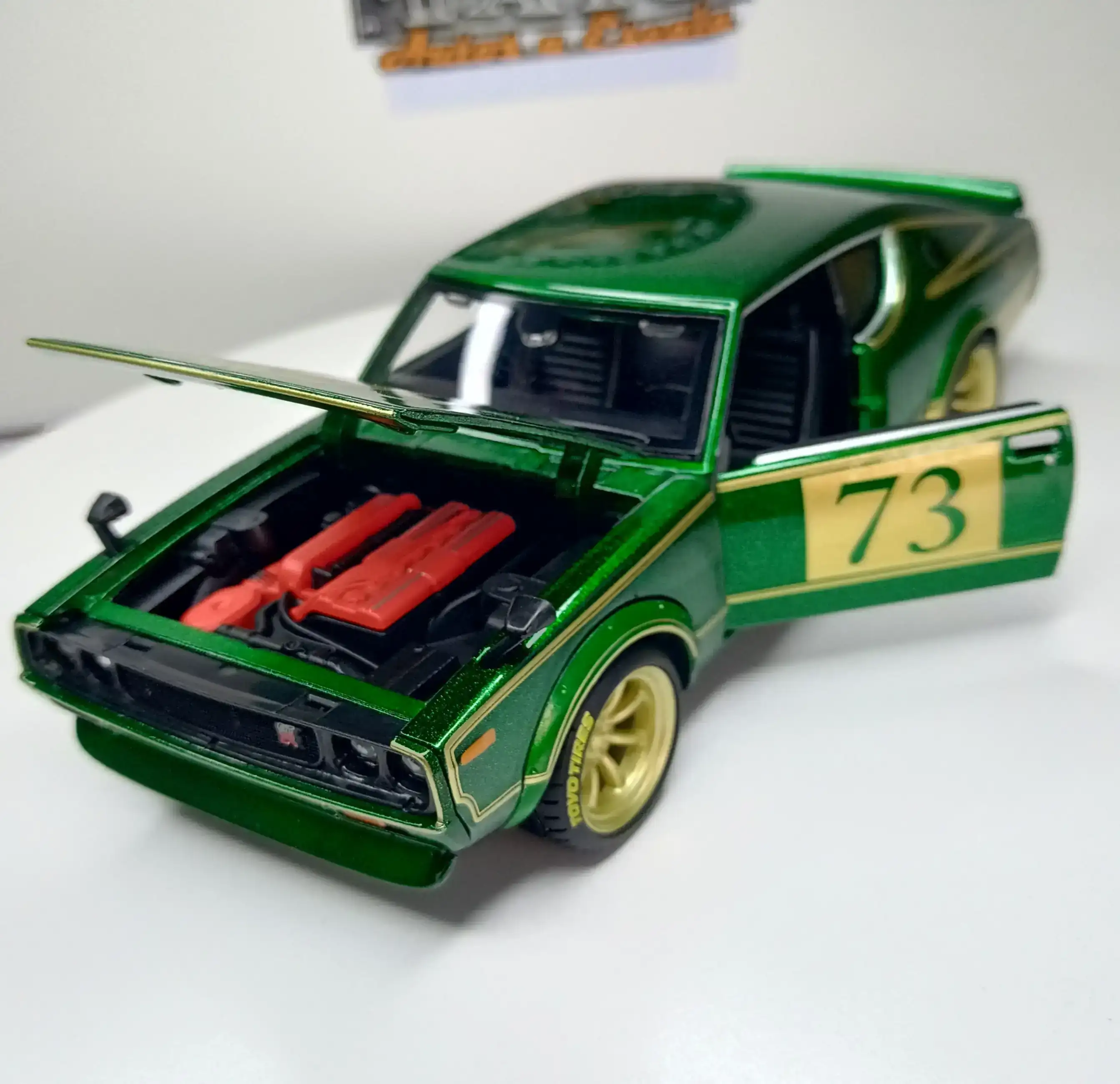 Nissan Skyline 2000 gtr 1973  4