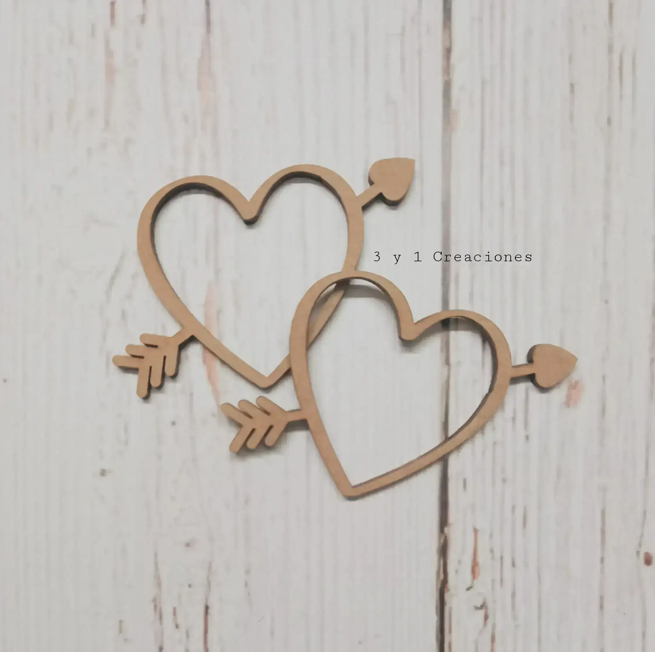 FIGURA CORAZÓN CON FLECHA x 25 unidades