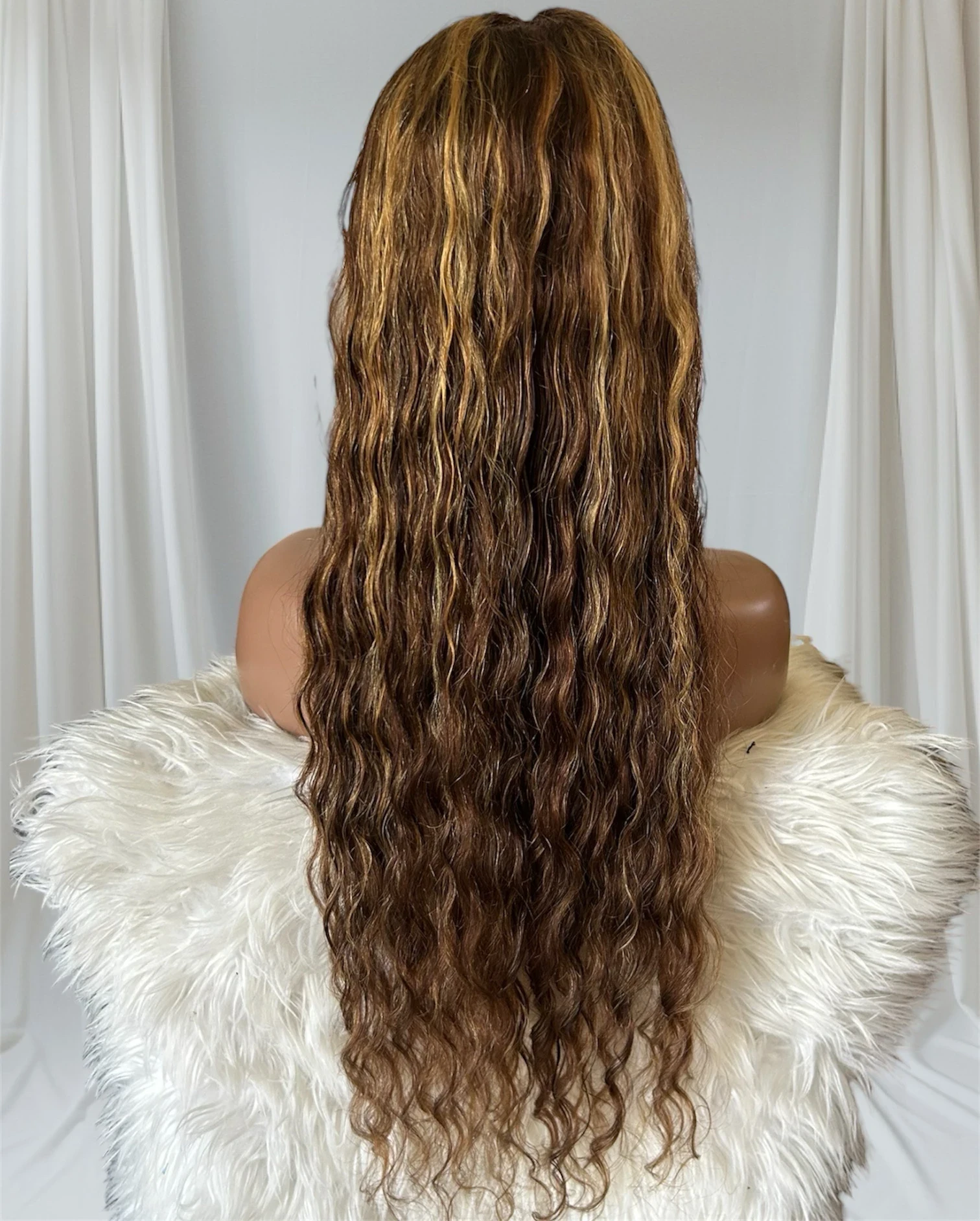 Peluca de cabello humano brasileño Remy con reflejos rubios degradado T4/27, frontal lace 4x4  densidad media 4